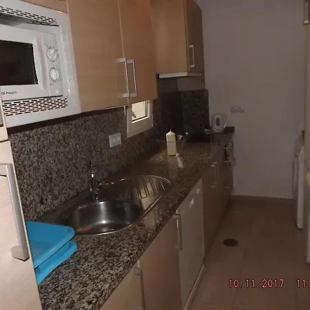 Trinidad 63 Bajo A * Fuengirola