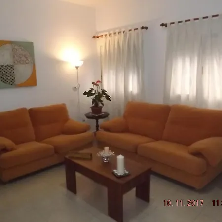 Trinidad 63 Bajo A Apartment