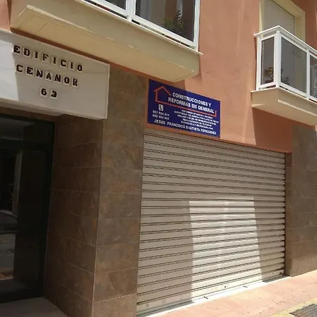 Trinidad 63 Bajo A Fuengirola